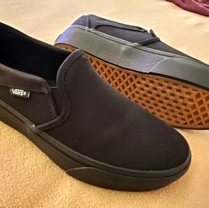 Vans Platform black on black 7.5